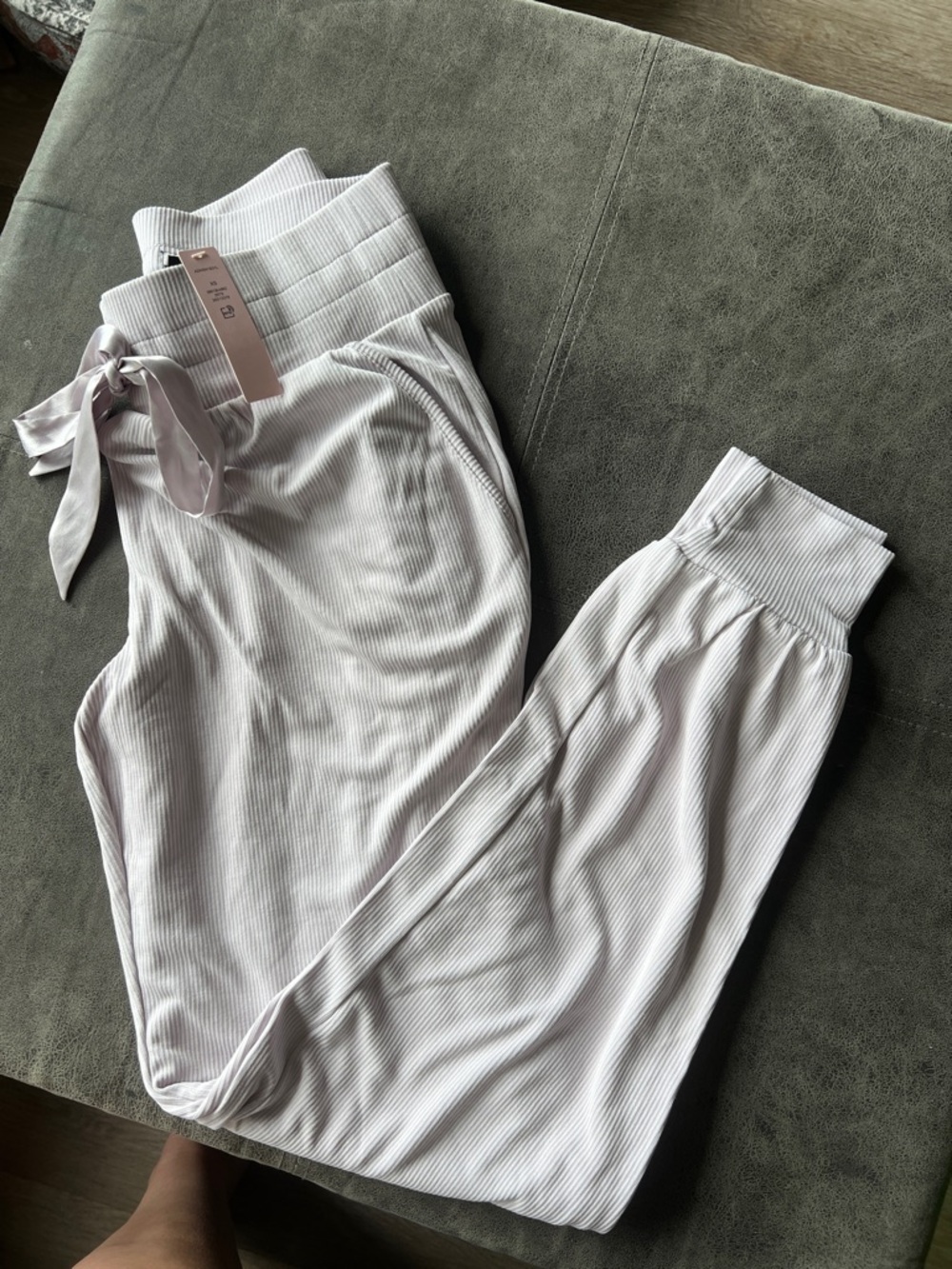 NWT- Victoria's Secret Ribbed Lounge Jogger Pants in Light Lavender supper soft